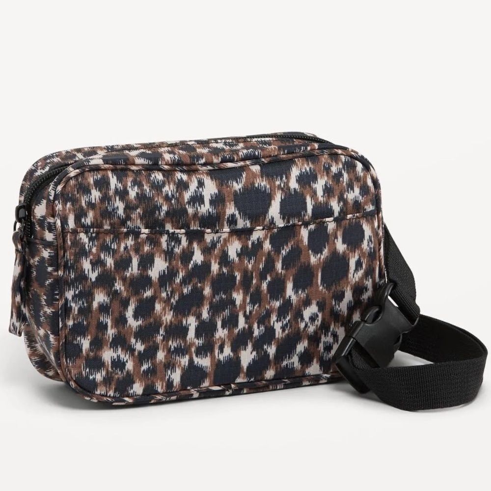 NWT OLD NAVY LEOPARD‎ NYLON BELT BAG WITH ADJUSTABLE STRAP